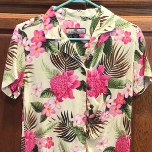 Women’s Tommy Bahama Shirt, Small